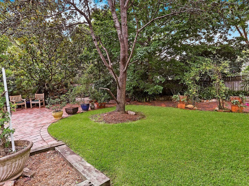 11 Bimbadeen Street, Epping NSW 2121