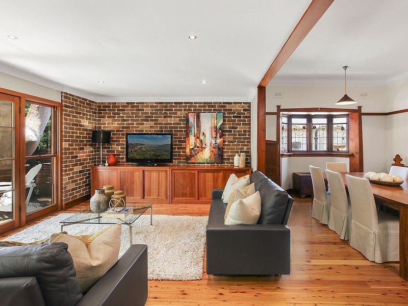 13 Lakeside Road, Eastwood NSW 2122