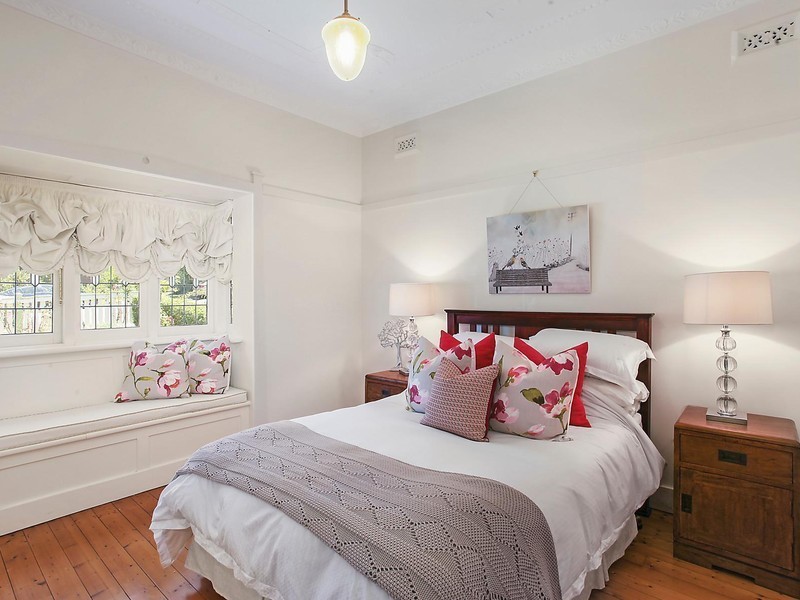 13 Lakeside Road, Eastwood NSW 2122