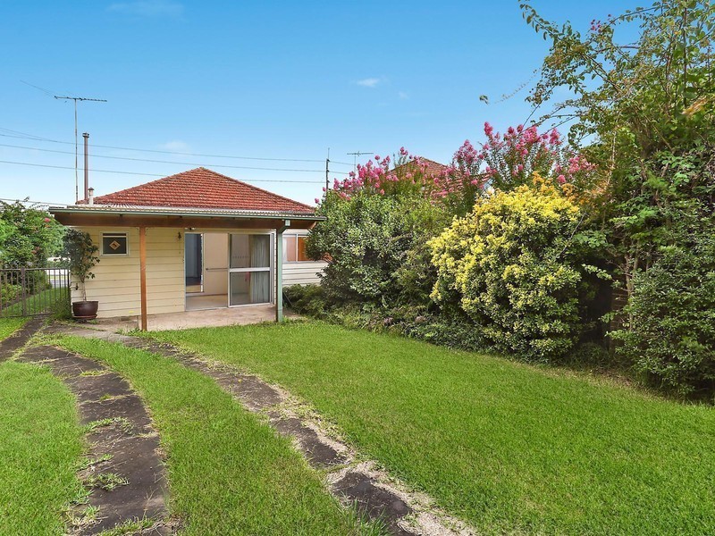 11A Lovell Road, Denistone East NSW 2112