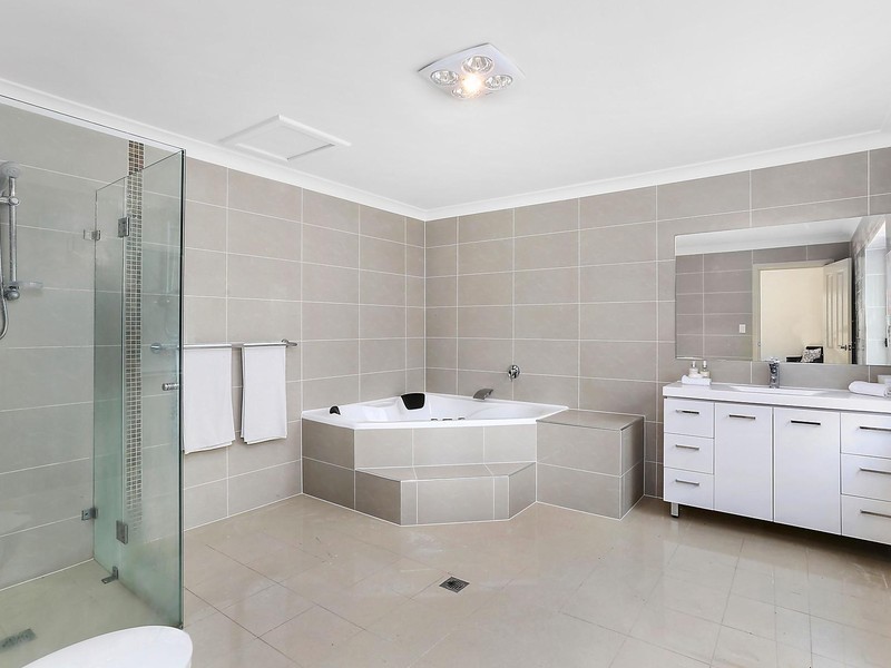 11 Hillcrest Avenue, Epping NSW 2121