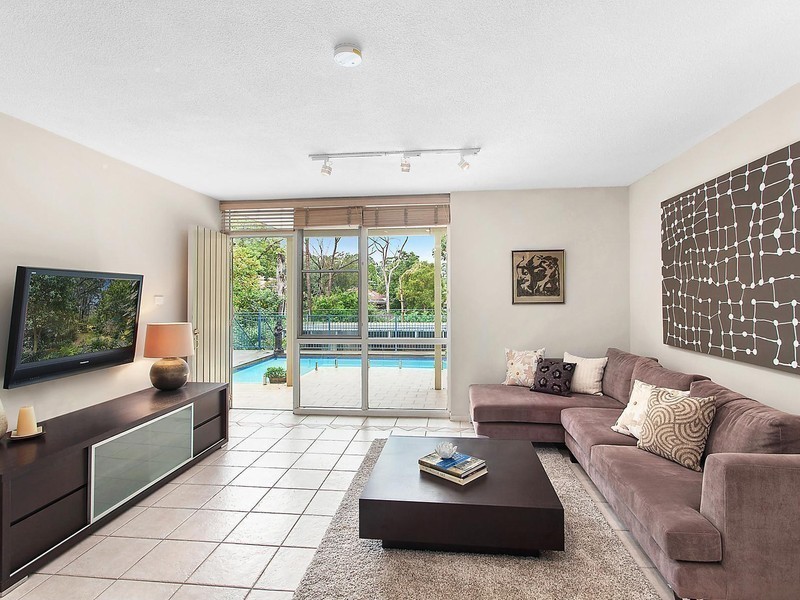 16 Gordon Crescent, Denistone NSW 2114