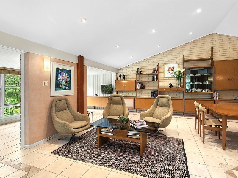 16 Gordon Crescent, Denistone NSW 2114