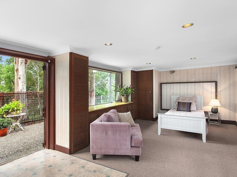 16 Gordon Crescent, Denistone NSW 2114