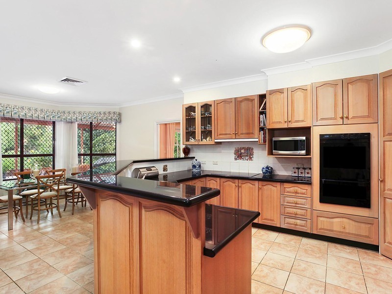 3 Gemeren Grove, West Pennant Hills NSW 2125