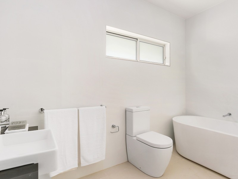 2/2 Tintern Avenue, Carlingford NSW 2118