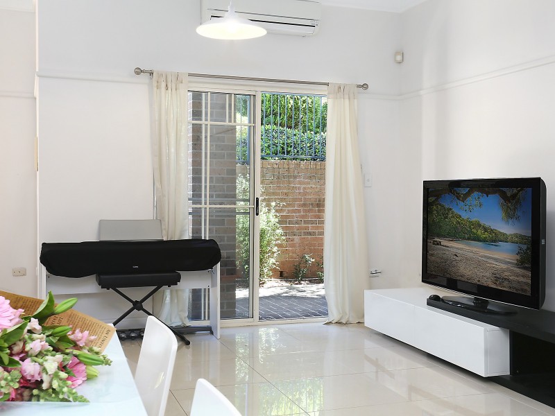 137/40 Strathalbyn Drive, Oatlands NSW 2117