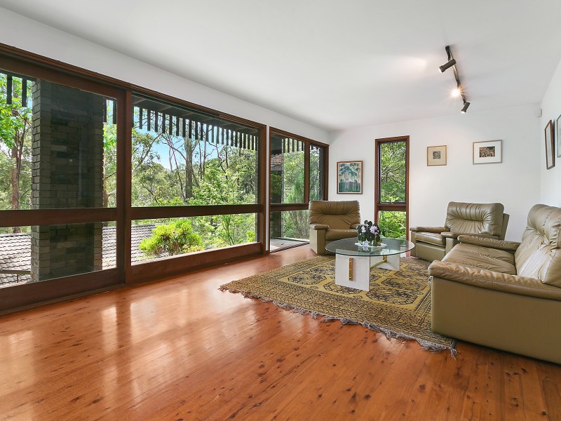 39 Day Road, Cheltenham NSW 2119