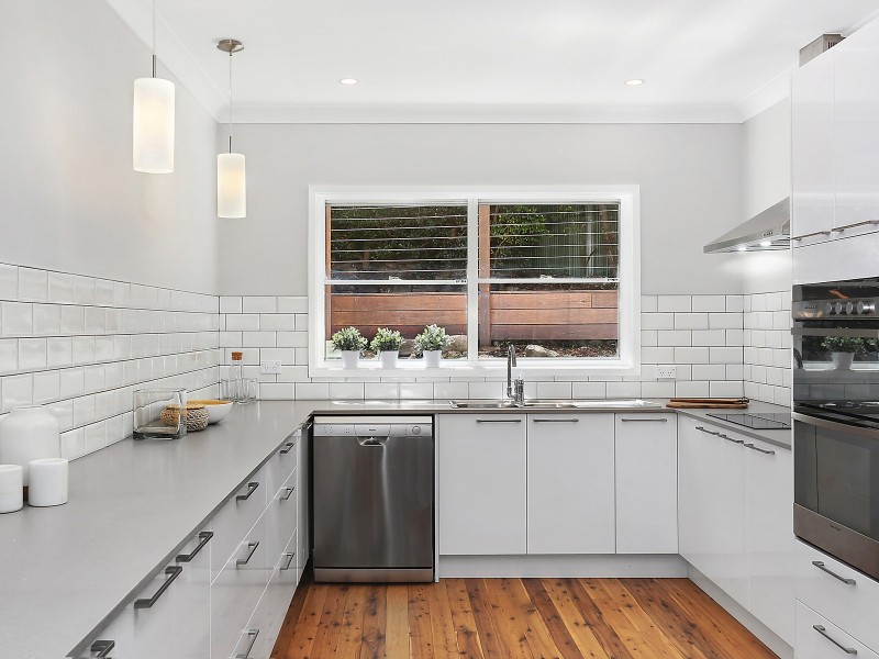 2 Panaview Crescent, North Rocks NSW 2151