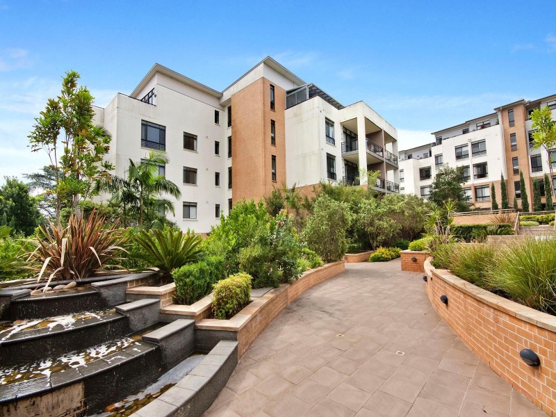 32/2 Purser Avenue, Castle Hill NSW 2154