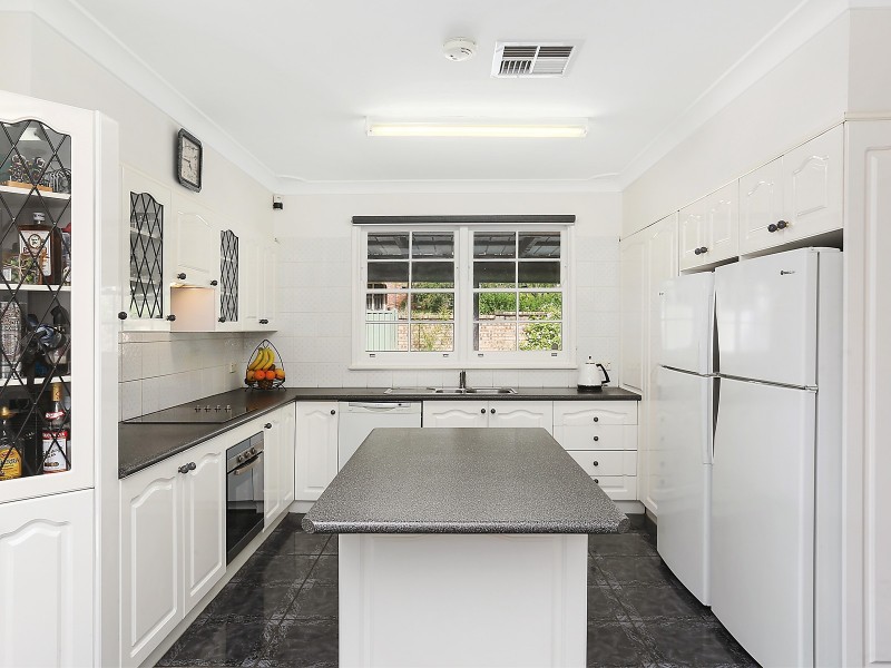 29 Lochinvar Parade, Carlingford NSW 2118