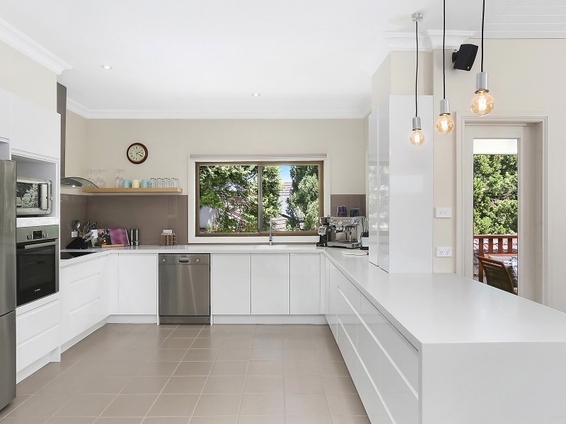 8 Read Street, Eastwood NSW 2122