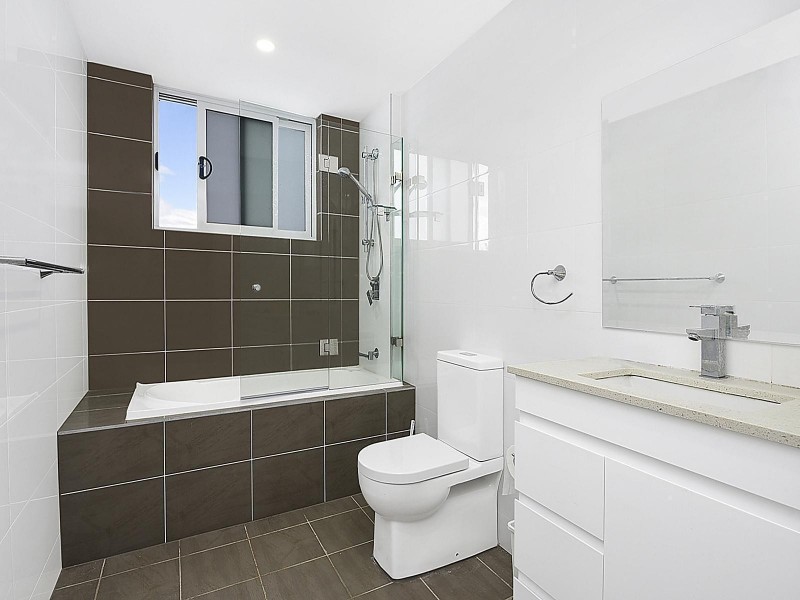 4/173 Adderton Road, Carlingford NSW 2118