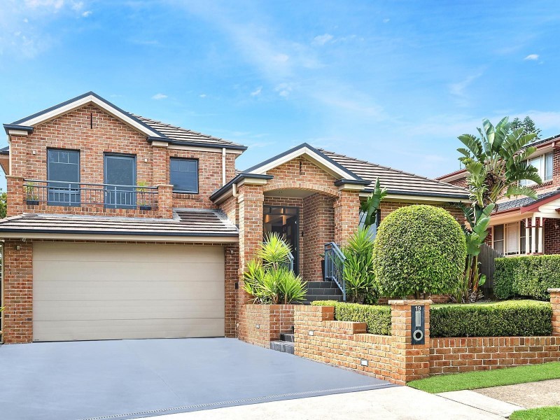 19 Raimonde Road, Eastwood NSW 2122