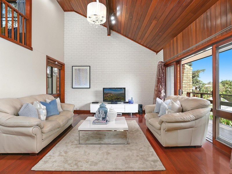 6 Coventry Crescent, North Epping NSW 2121