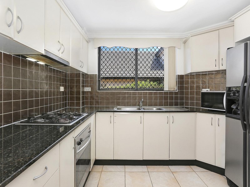 2/14 Pemberton Street, Parramatta NSW 2150