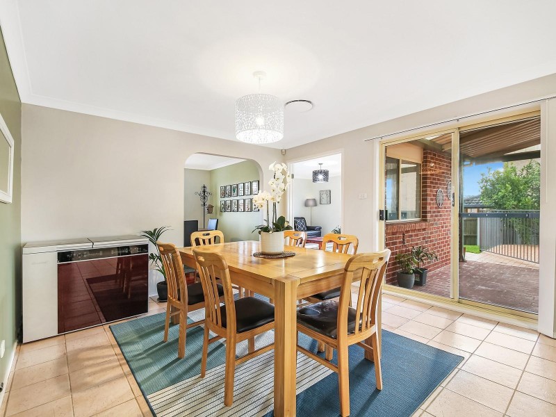 5 Mimosa Grove, Glenwood NSW 2768