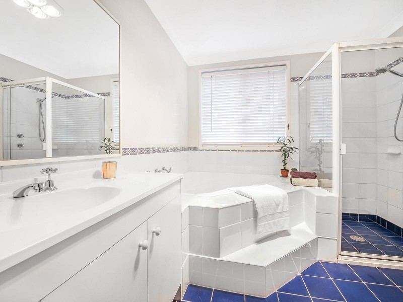 5 Mimosa Grove, Glenwood NSW 2768