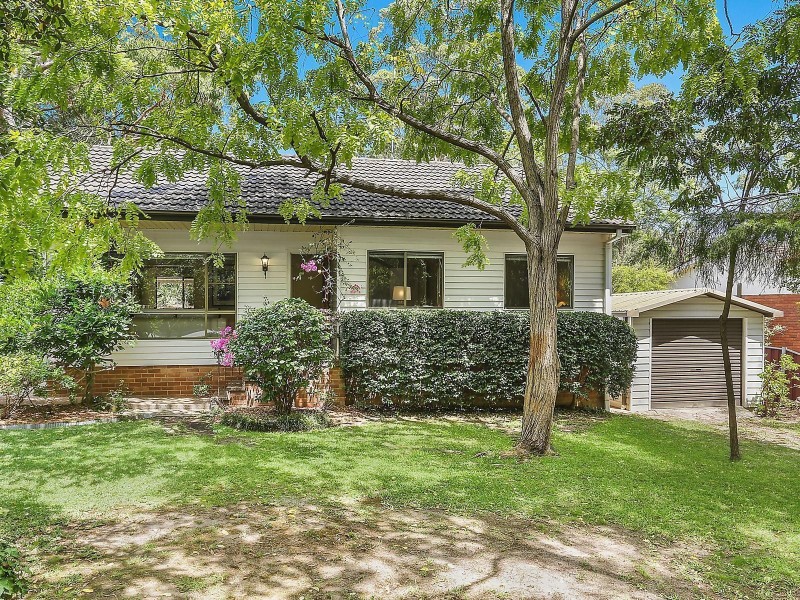 2 Braidwood Avenue, North Epping NSW 2121