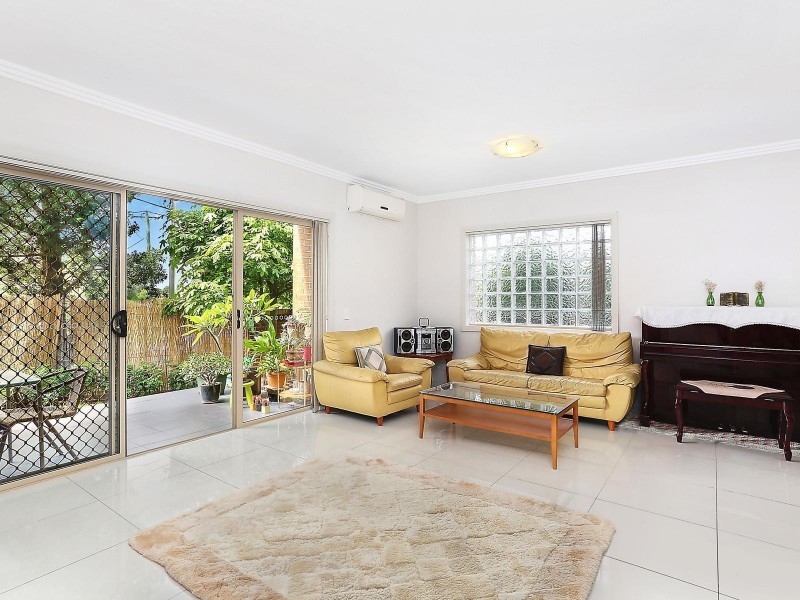 1/327 Kissing Point Road, Dundas NSW 2117