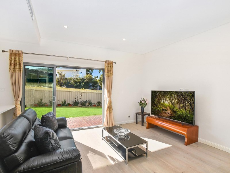 25 Farrington Parade, North Ryde NSW 2113