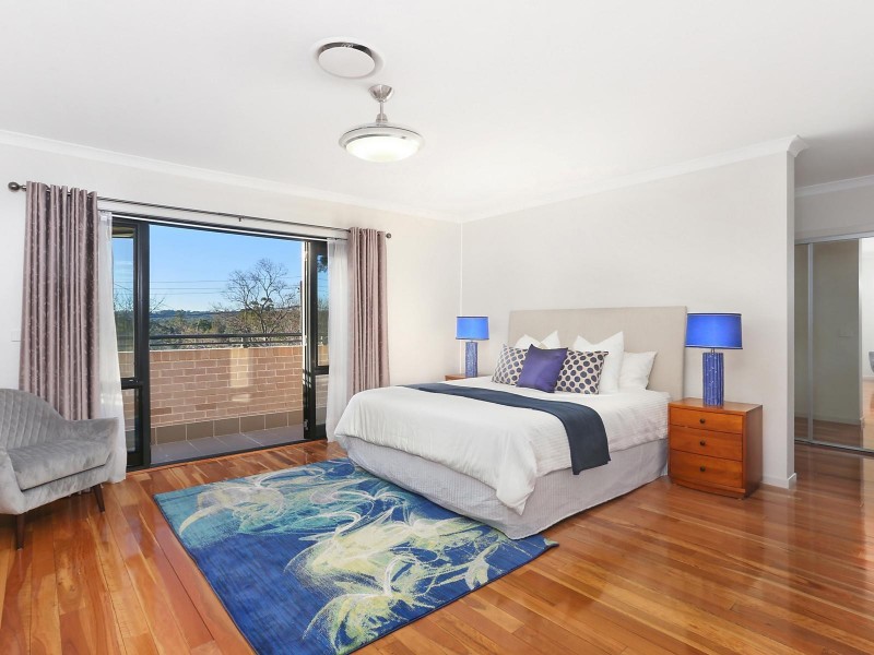 5a Bellevue Drive, Carlingford NSW 2118