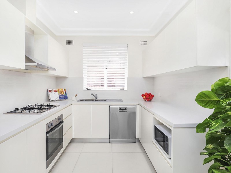 6 Holway Street, Eastwood NSW 2122