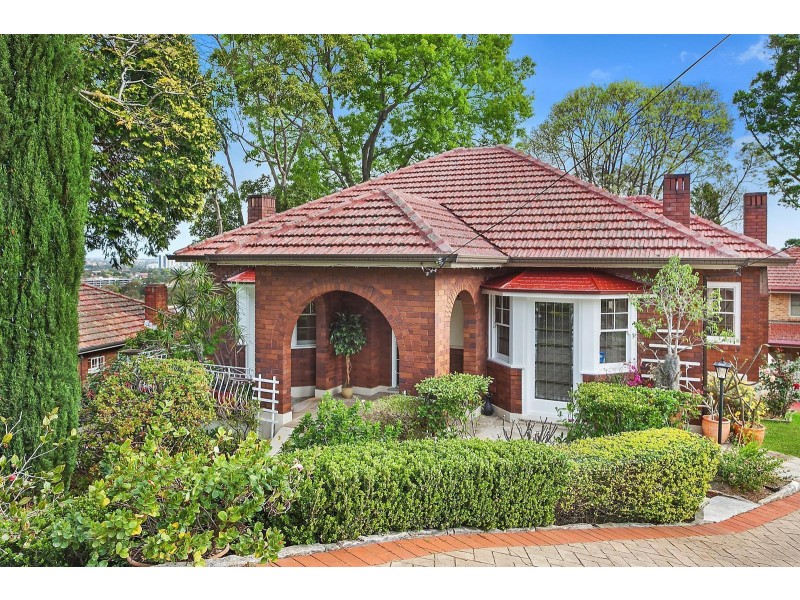 9 Sixth Avenue, Denistone NSW 2114