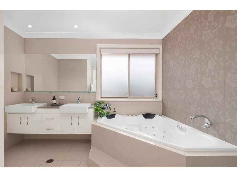 3 Lesley Avenue, Carlingford NSW 2118