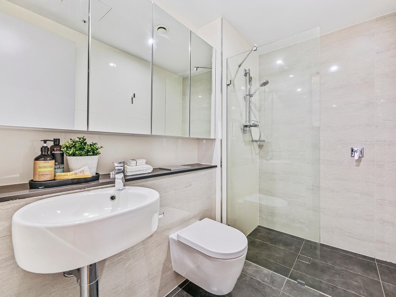 1704/330 Church Street, Parramatta NSW 2150