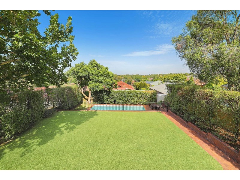 33 Epping Avenue, Eastwood NSW 2122