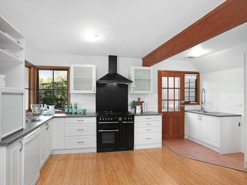 18 Fallon Drive, Dural NSW 2158