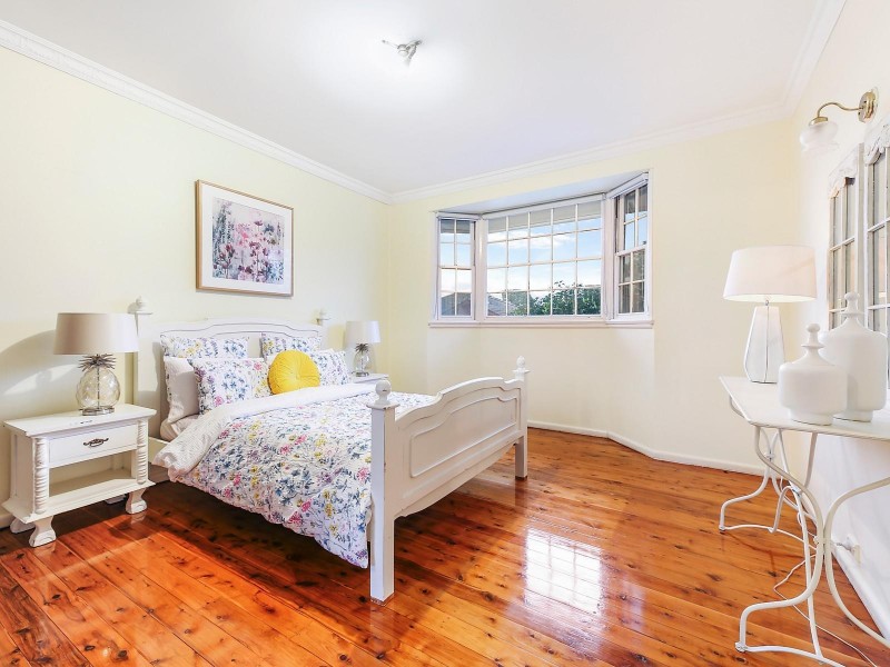 2/577 Blaxland Road, Eastwood NSW 2122