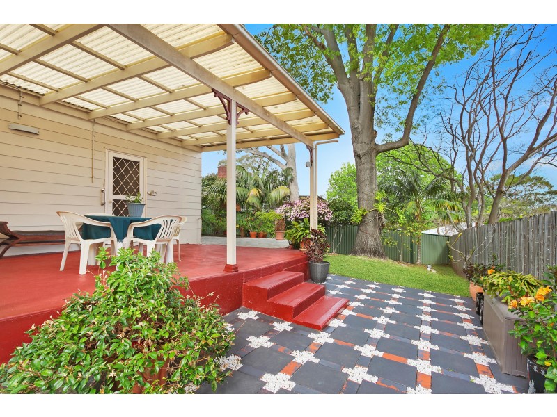 9 Sixth Avenue, Denistone NSW 2114