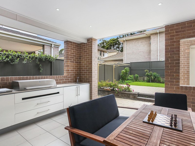 1 Avondale Way, Eastwood NSW 2122