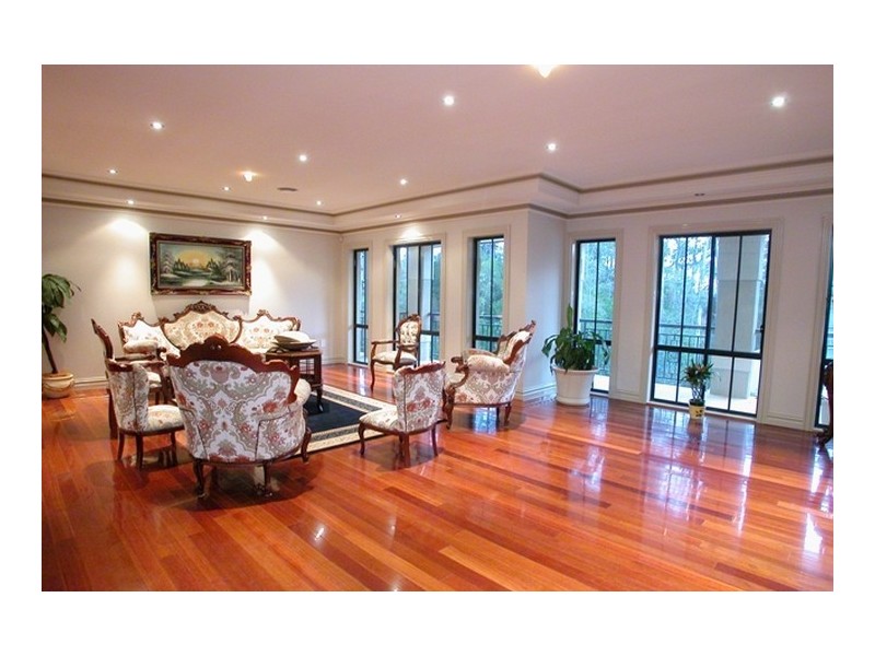 9 Hoop Pine Place, West Pennant Hills NSW 2125