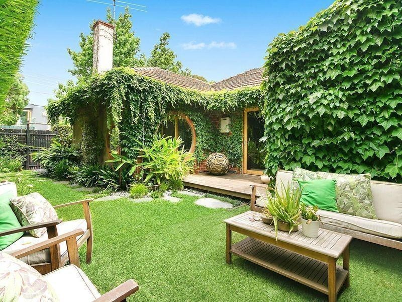2 McCrae Street, Elwood VIC 3184