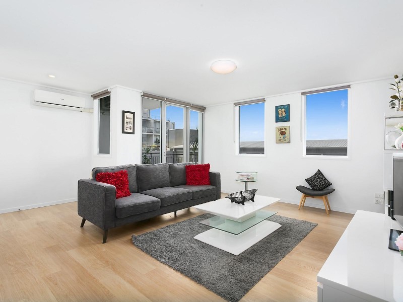 17/128 Chapel Street, St Kilda VIC 3182