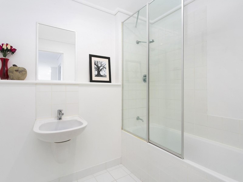 17/128 Chapel Street, St Kilda VIC 3182