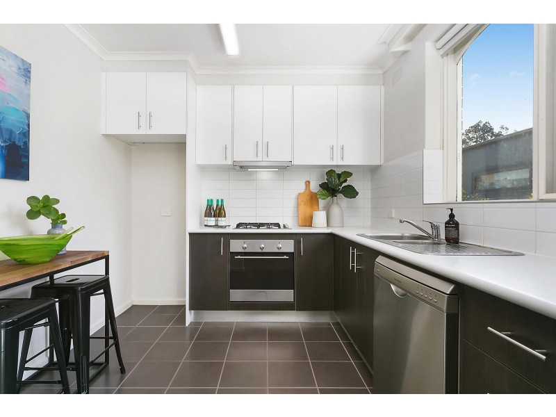 2/23 Lansdowne Road, St Kilda East VIC 3183