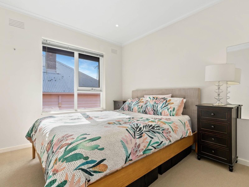 12/8 Robert Street, Elwood VIC 3184
