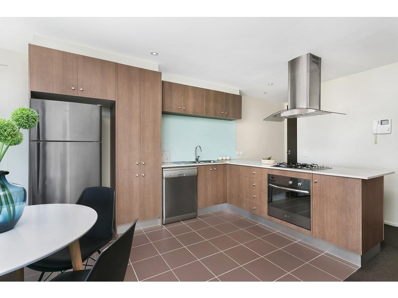 1209/83 Queens Road, Melbourne VIC 3004