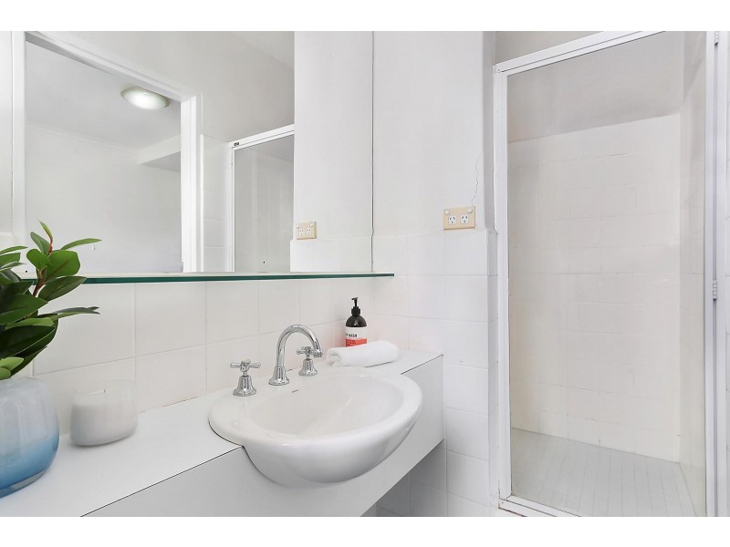 14/15 Acland Street, St Kilda VIC 3182