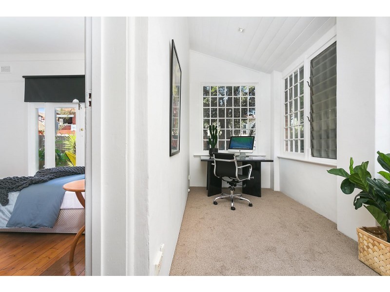 76 Dickens Street, Elwood VIC 3184