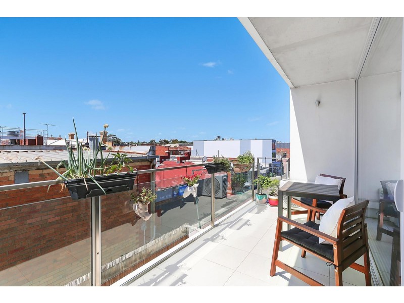 210/126 Chapel Street, St Kilda VIC 3182