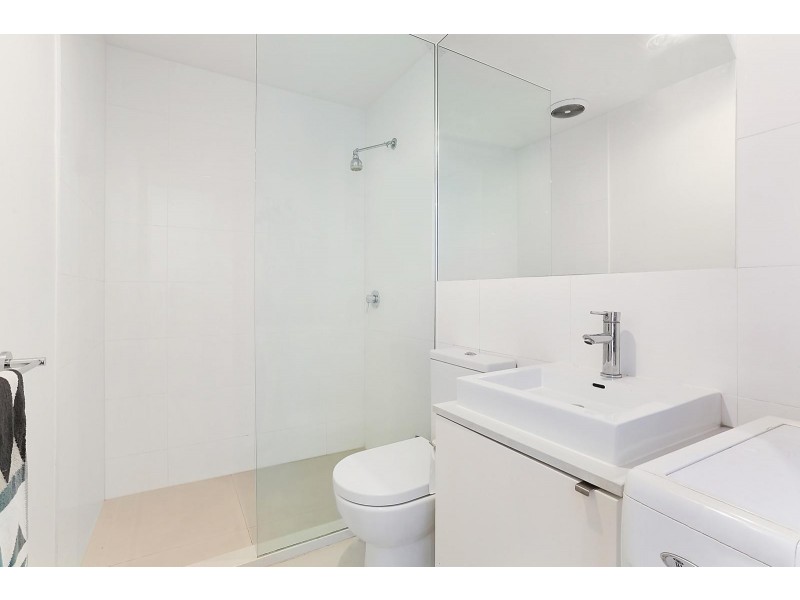 210/126 Chapel Street, St Kilda VIC 3182