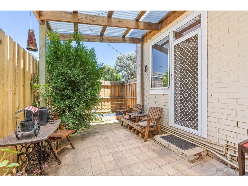 8/31 Charnwood Road, St Kilda VIC 3182