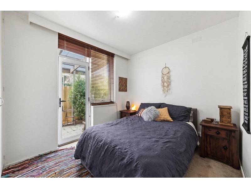 8/31 Charnwood Road, St Kilda VIC 3182