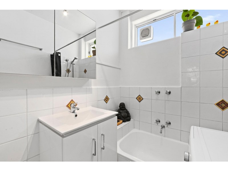 8/31 Charnwood Road, St Kilda VIC 3182