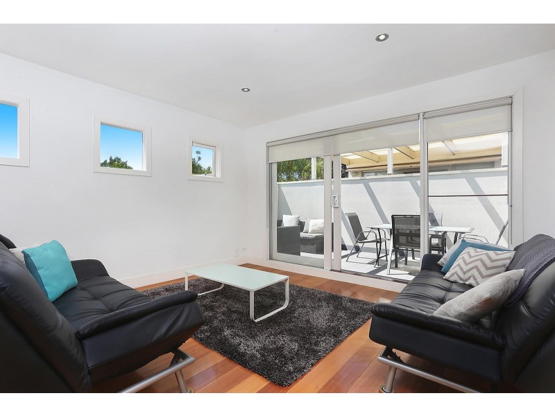 27/10 Tennyson Street, St Kilda VIC 3182
